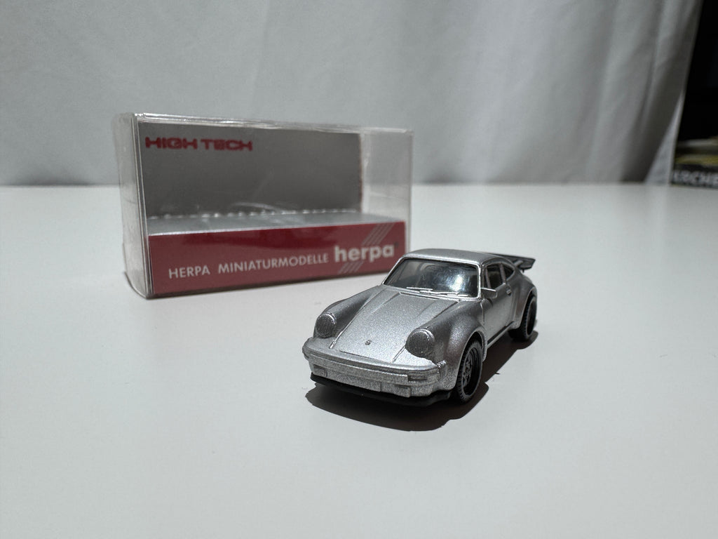 1:87 Herpa Porsche 930 Turbo Silber OVP #557