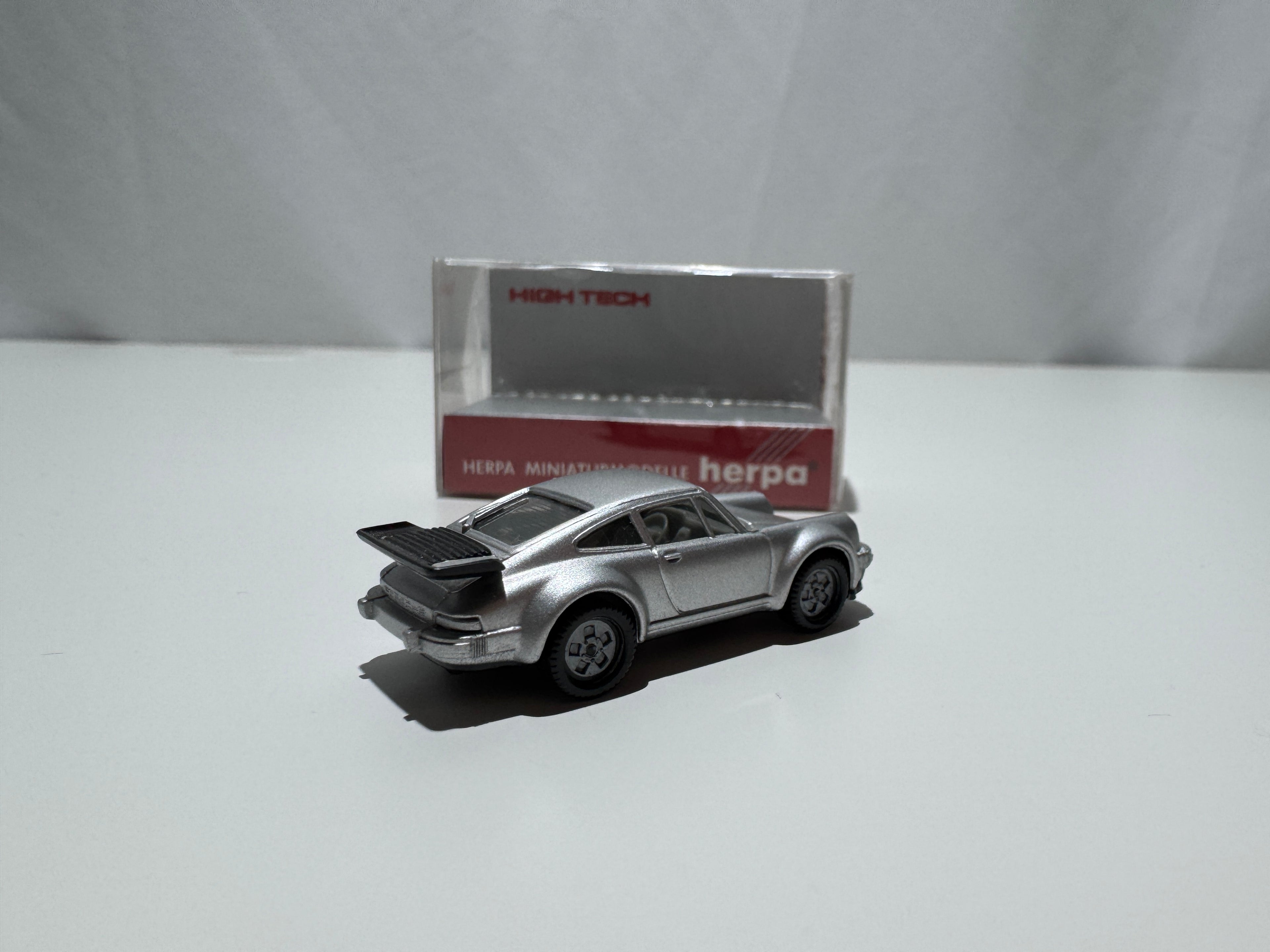 1:87 Herpa Porsche 930 Turbo Silber OVP #557