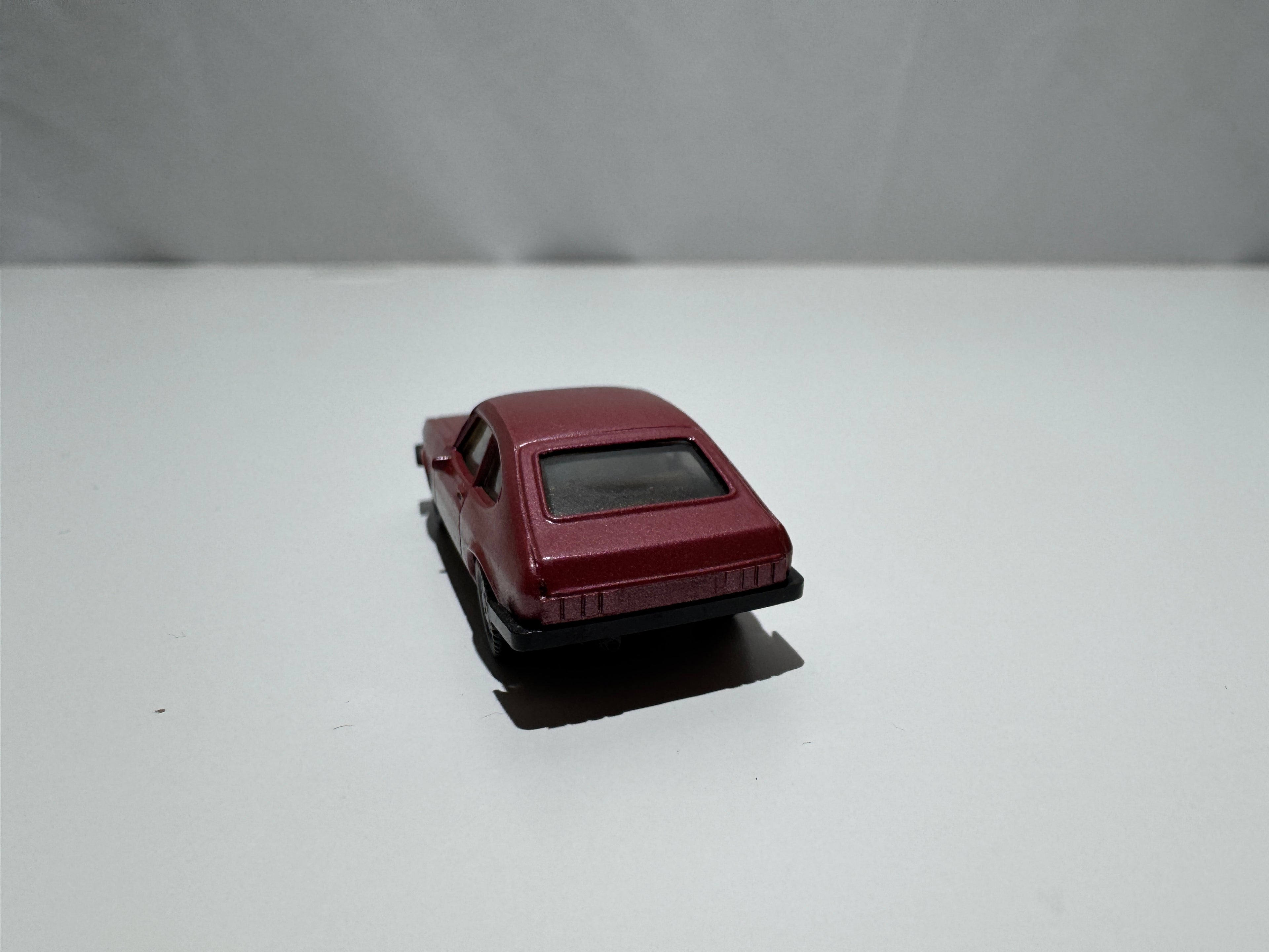 1:87 Herpa Ford Capri III Ghia Braun #558