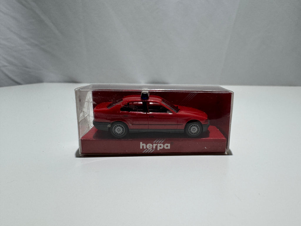 1:87 Herpa BMW E36 325i Limousine Feuerwehr Rot OVP #563