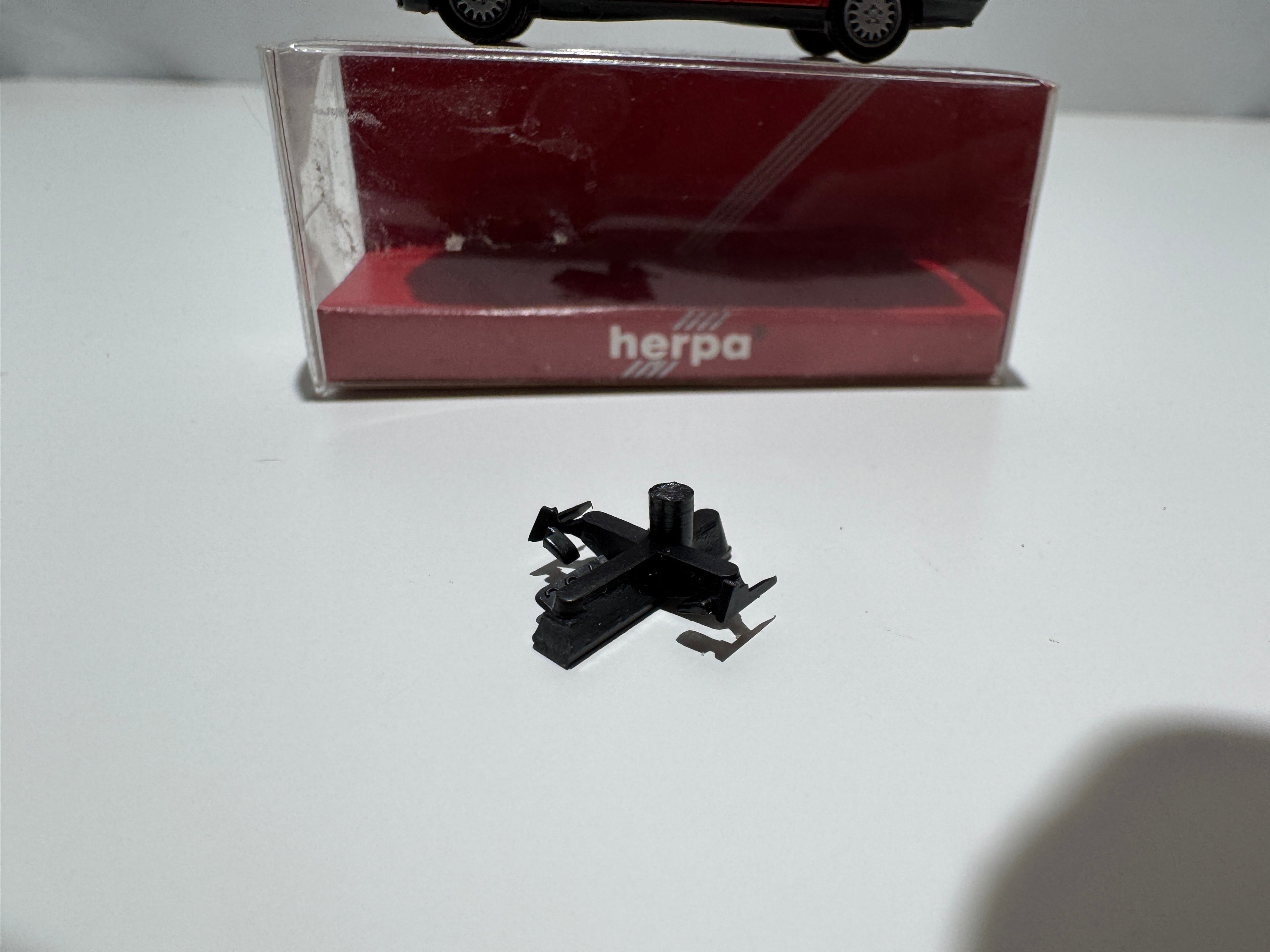 1:87 Herpa BMW E36 325i Limousine Feuerwehr Rot OVP #563