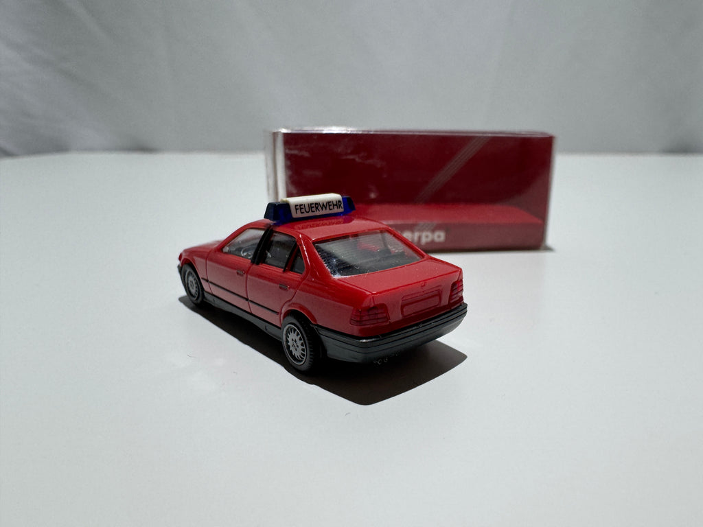1:87 Herpa BMW E36 325i Limousine Feuerwehr Rot OVP #563