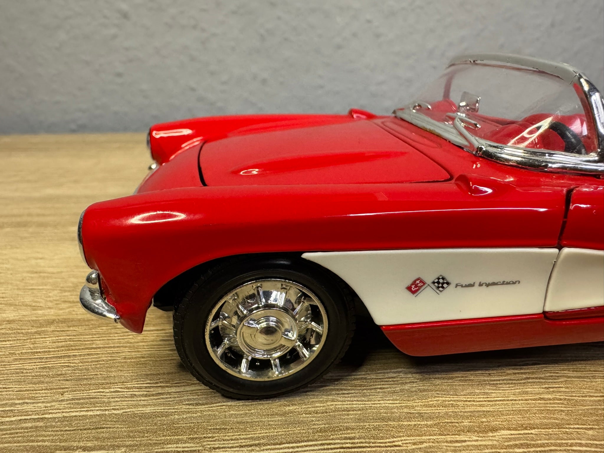 1:24 Chevrolet  Corvette 1957 Rot Cabrio Welly