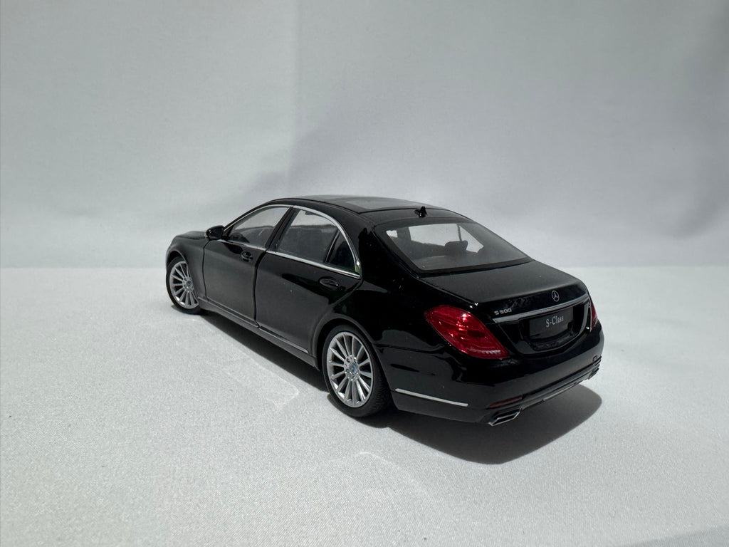 1:24 Welly Mercedes-Benz S-Klasse W222 2014-2020 Schwarz #182
