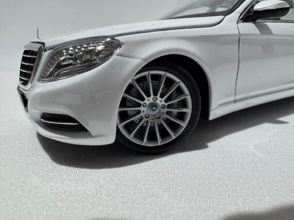 1:24 Welly Mercedes-Benz S-Klasse W222 2014-2020 Weiß #183