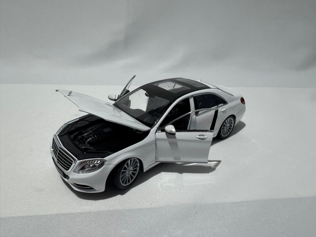 1:24 Welly Mercedes-Benz S-Klasse W222 2014-2020 Weiß #183