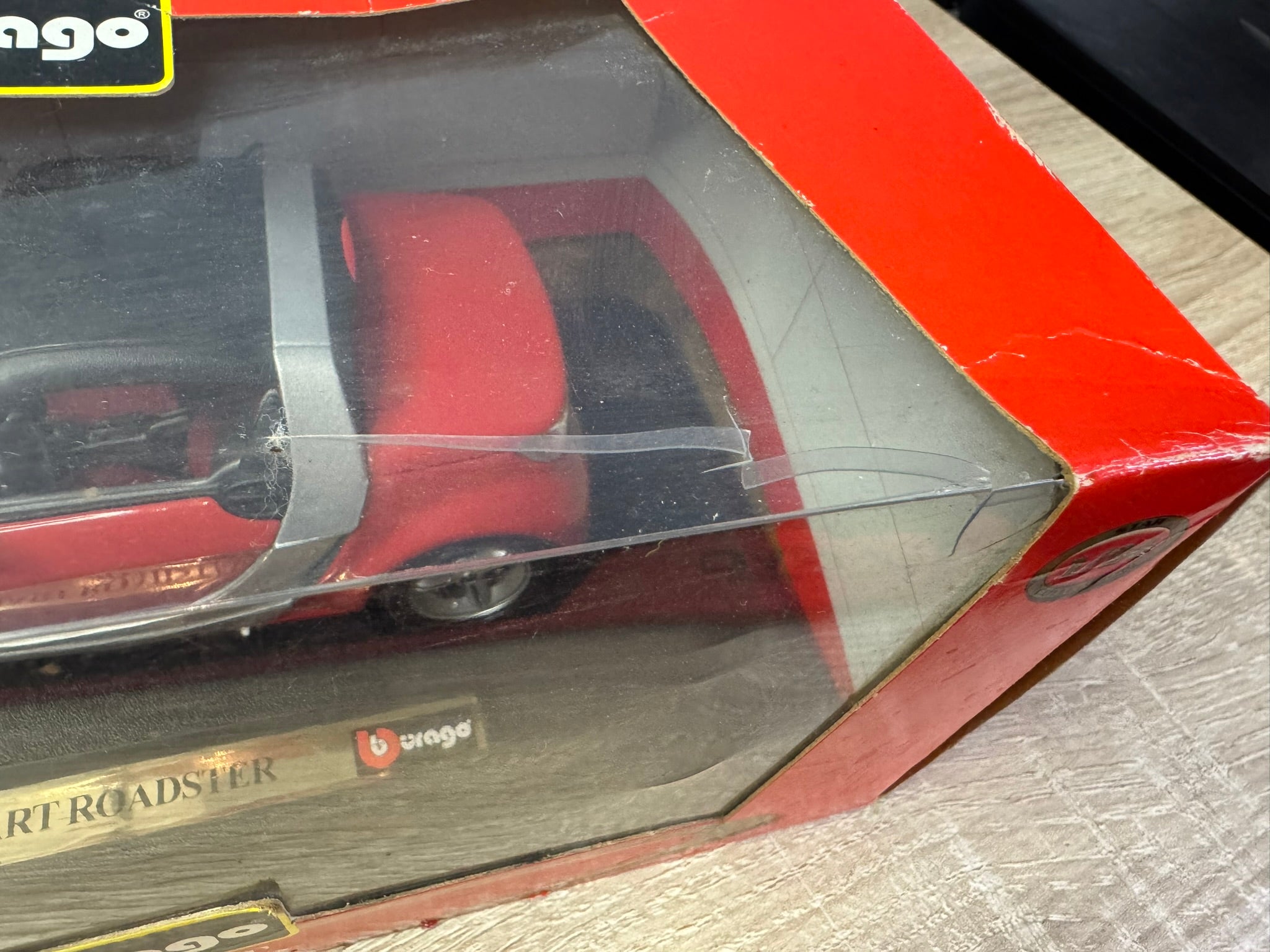 1:24 Bburago Smart Roadster Rot OVP #146