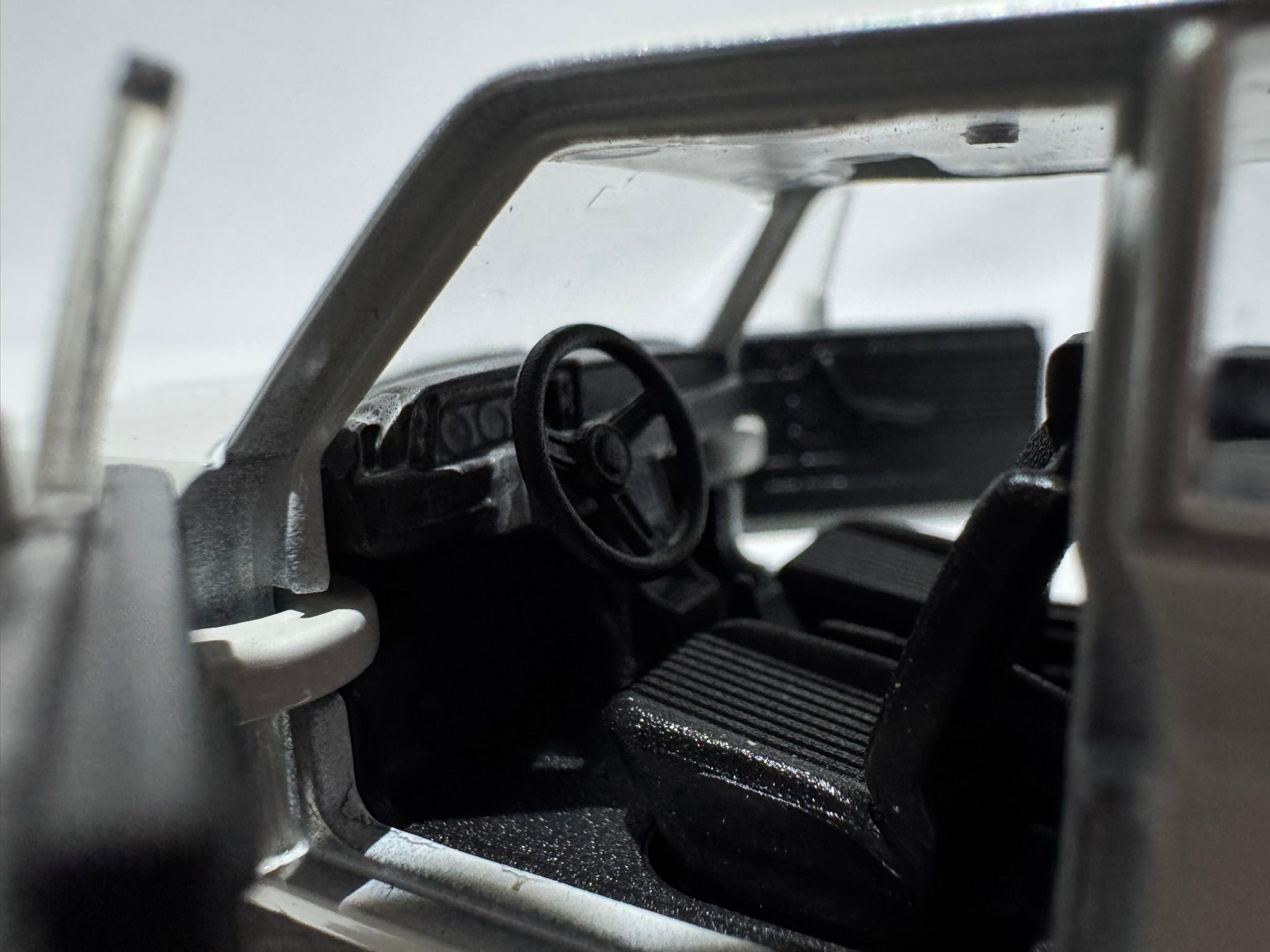 1:38 Welly BMW 2002ti 1966-1977 Weiẞ #010