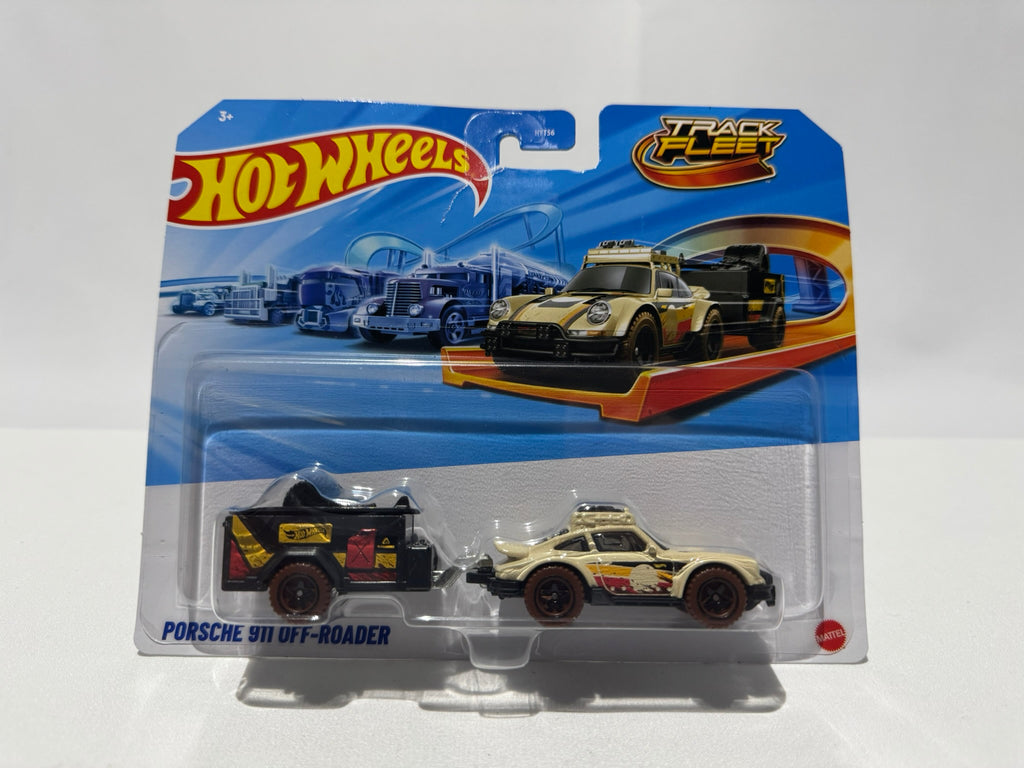 1:64 Hot Wheels Track Fleet Porsche 911 Off-Roader mit Wohnwagen #020
