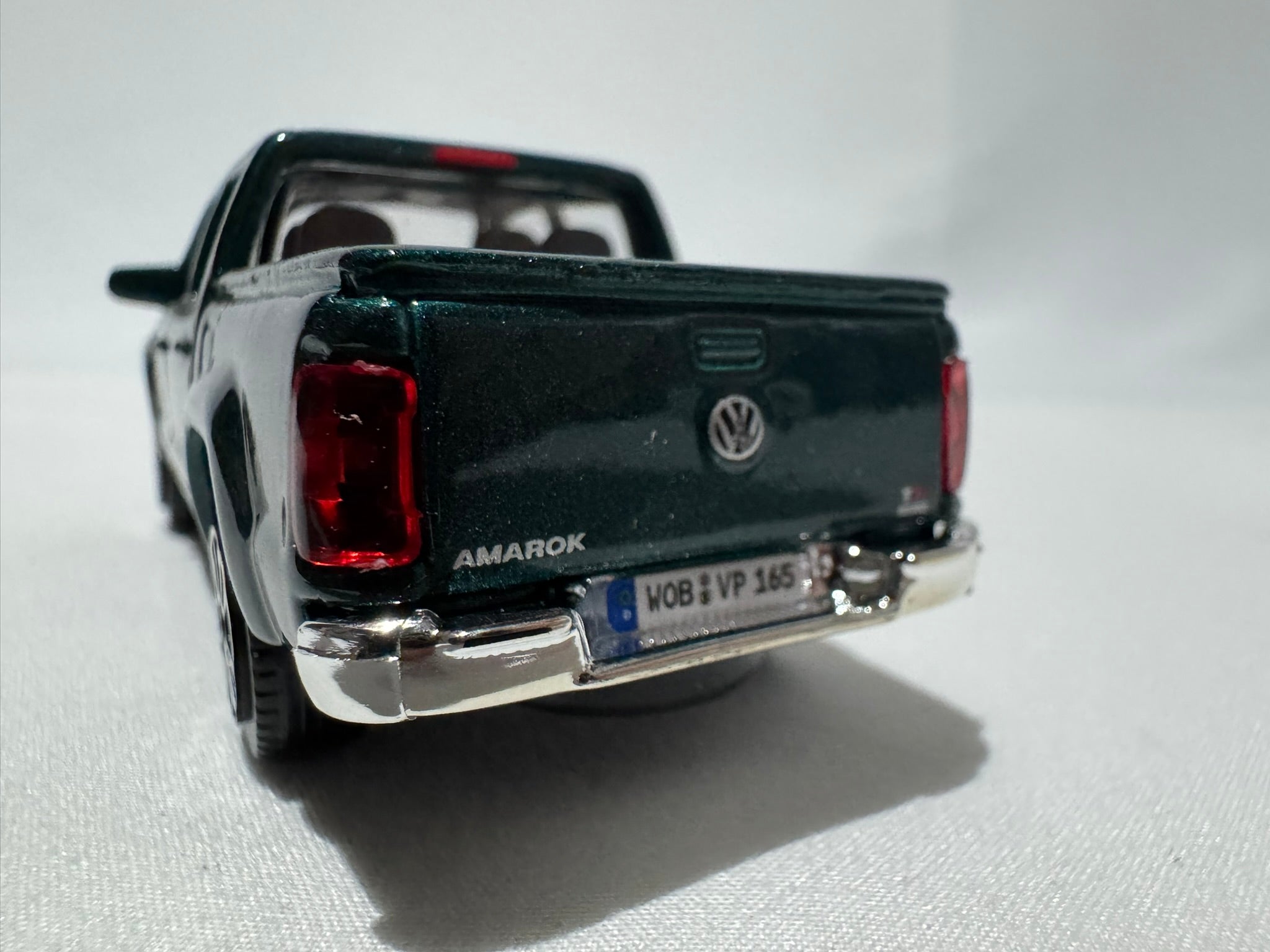 1:43 Bburago VW Volkswagen Amarok Grün #025