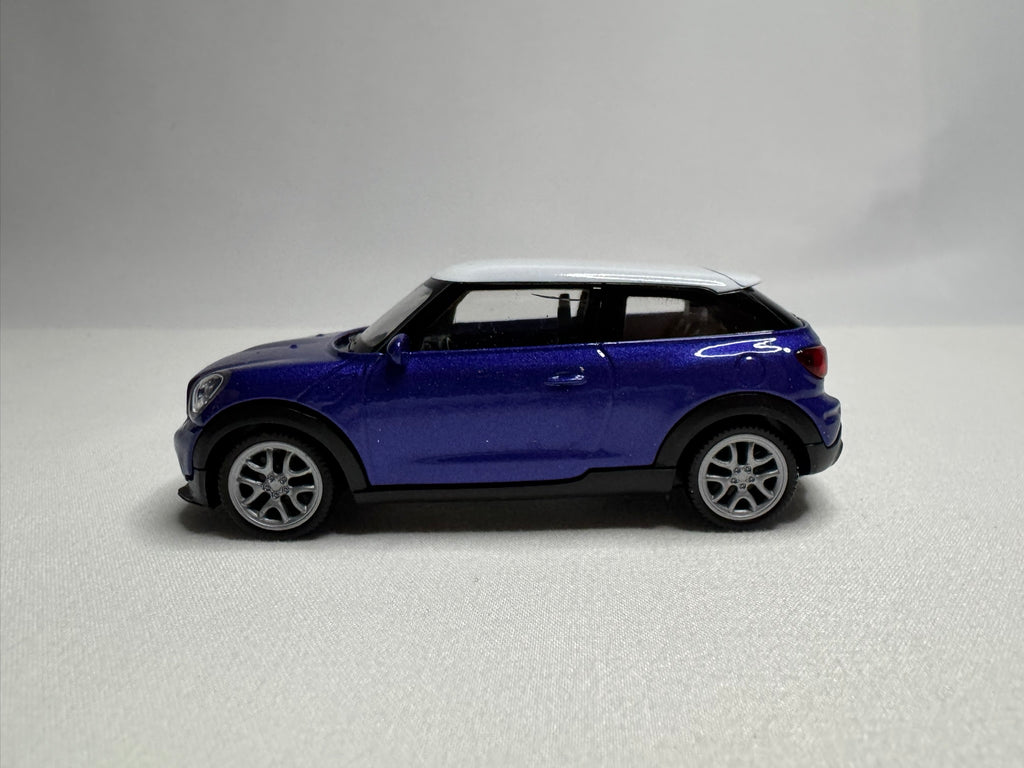 1:43 Welly Mini Cooper S Paceman 2013-2016 Blau-Weiß #030