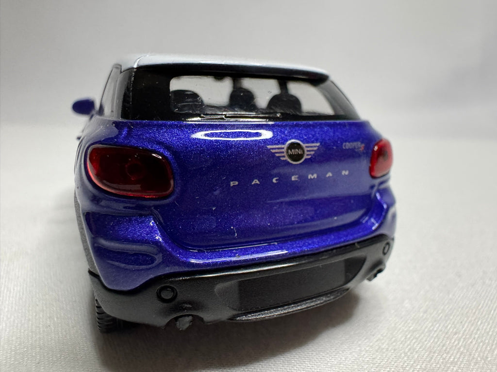 1:43 Welly Mini Cooper S Paceman 2013-2016 Blau-Weiß #030