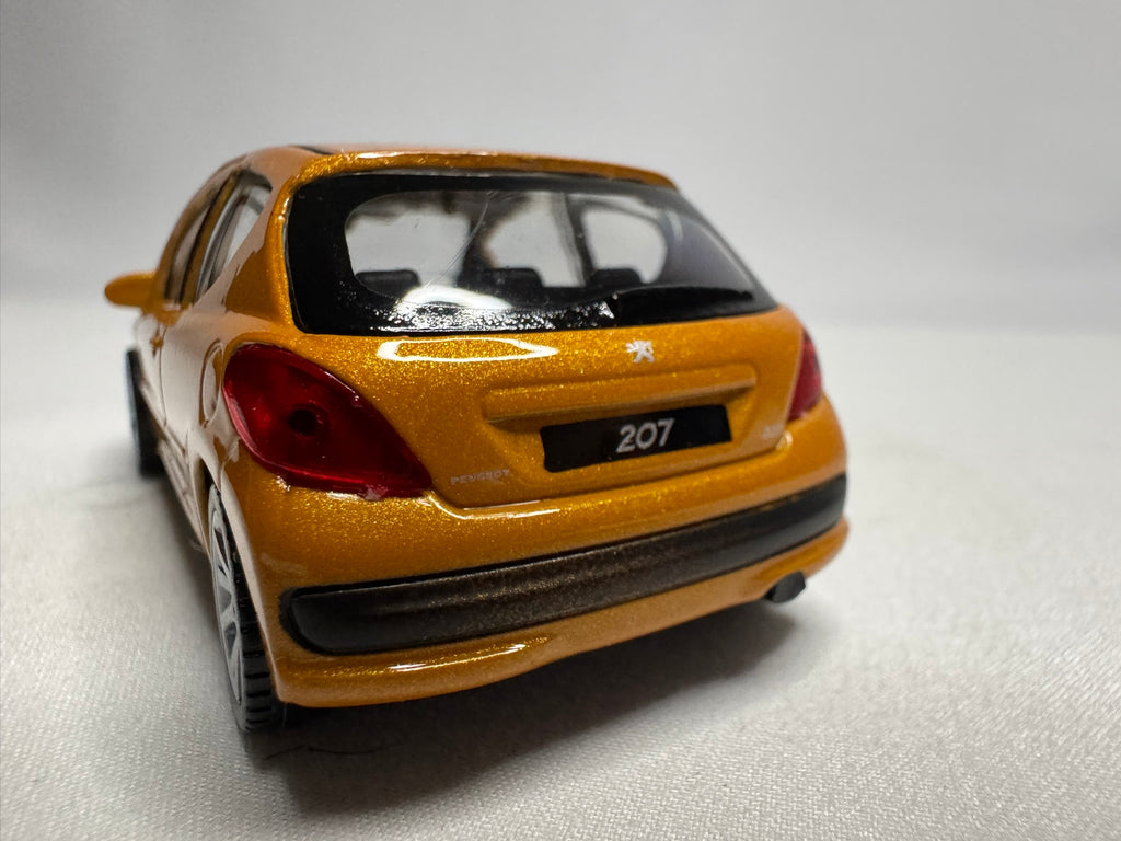 1:43 Welly Peugeot 207 2006-2015 Orange #034