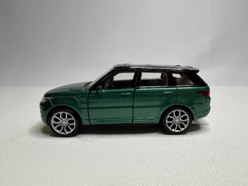 1:38 Welly Range Rover Sport 2013-2022 L494 Grün-Schwarz #041