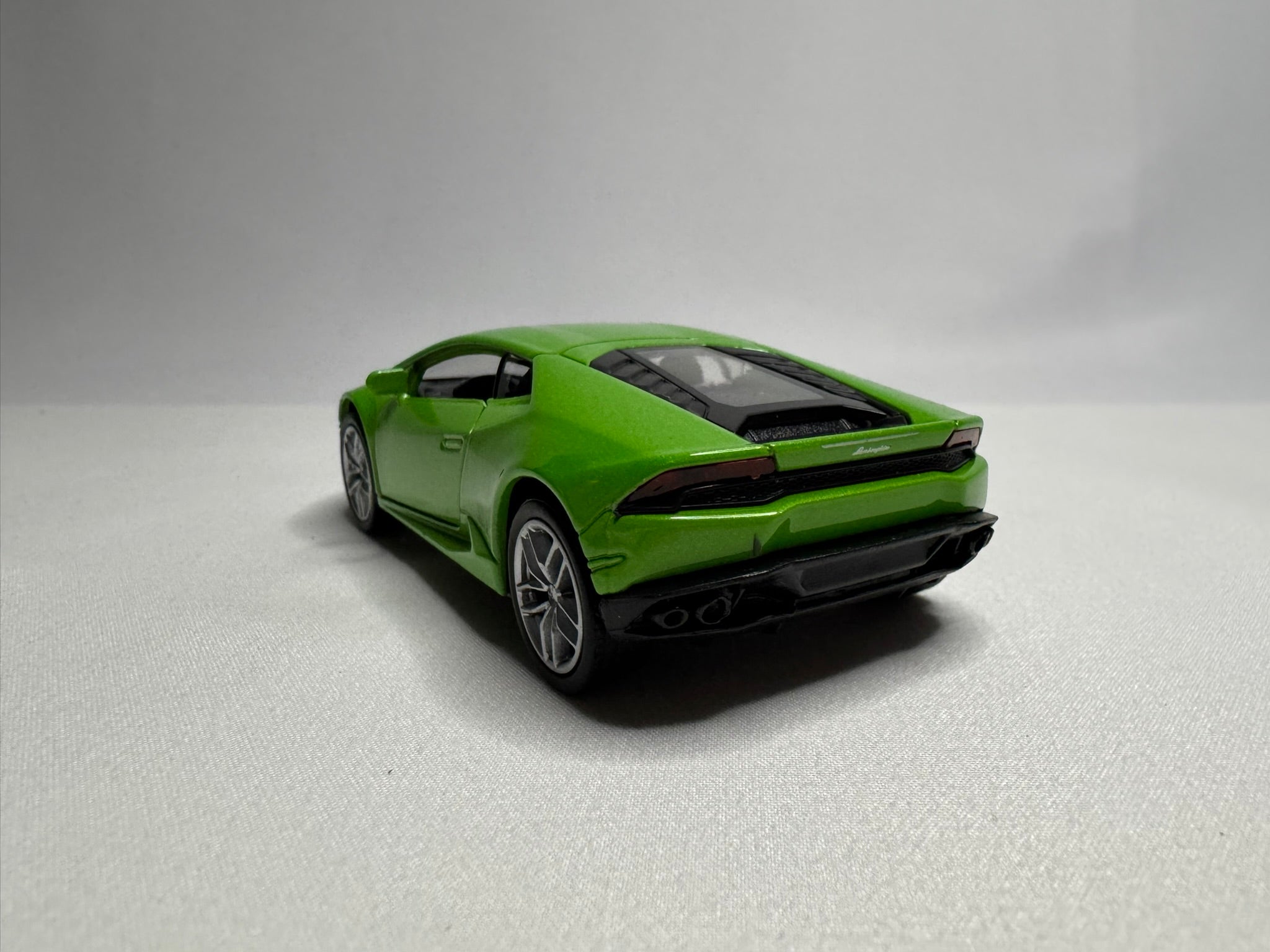 1:38 Welly Lamborghini Huracán LP 610-4 Grün #102