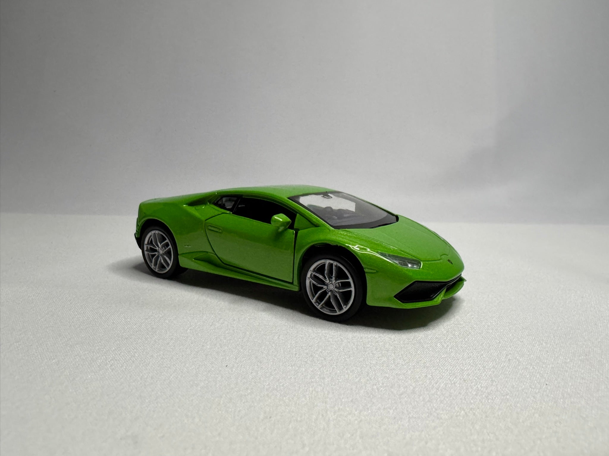 1:38 Welly Lamborghini Huracán LP 610-4 Grün #102