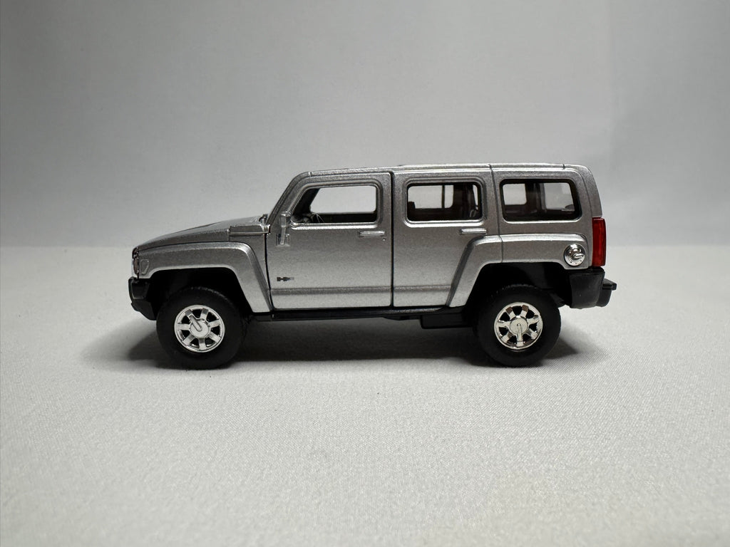 1:38 Welly Hummer H3 Silber #110
