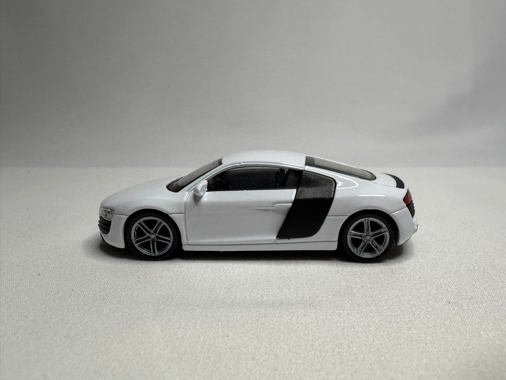 1:43 Welly 2007 Audi R8 Coupé Weiß #114