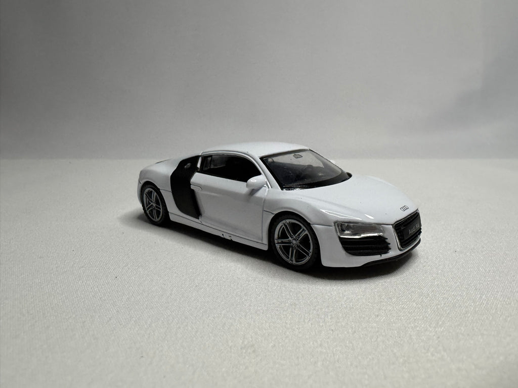 1:43 Welly 2007 Audi R8 Coupé Weiß #114