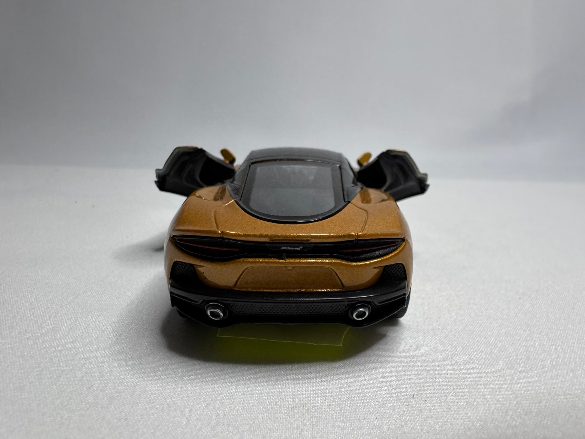 1:38 Welly McLaren GT 2019-2023 Orange #117