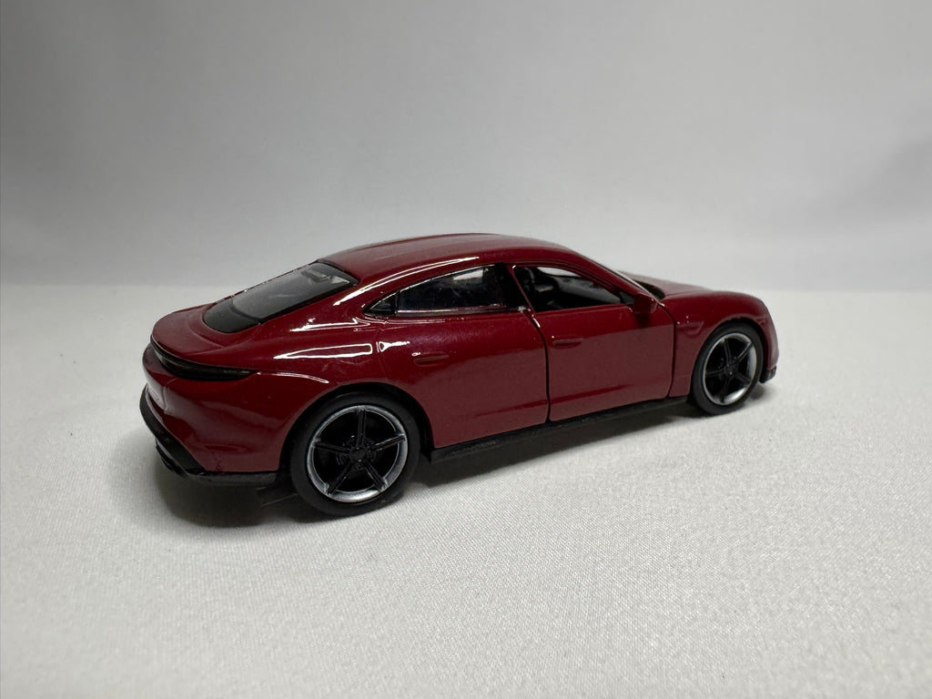 1:38 Welly Porsche Taycan Turbo S 2019-2025 Rot #126