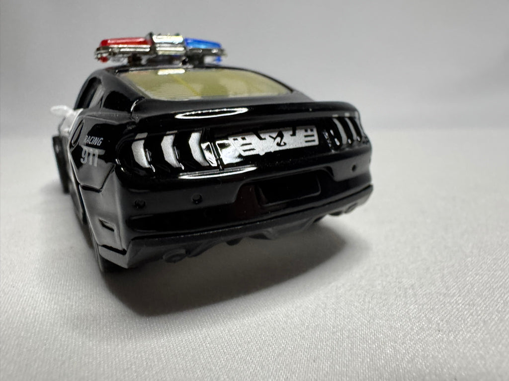 1:38 Ford Mustang Schwarz Police #130
