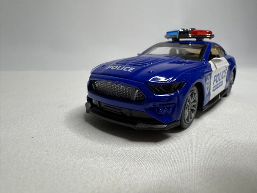 1:38 Ford Mustang Blau Police #132