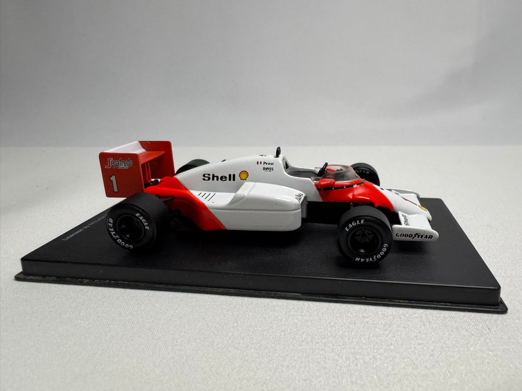 1:43 Atlas 1986 McLaren TAG Turbo MP4/2C #137