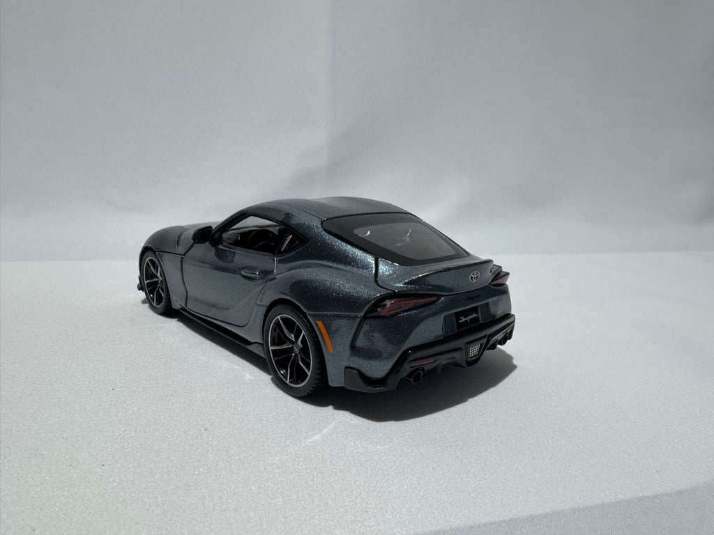 1:24 Maisto Toyota Supra GR Grau #177