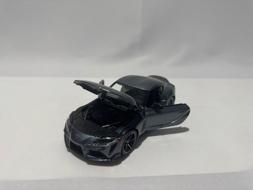 1:24 Maisto Toyota Supra GR Grau #177
