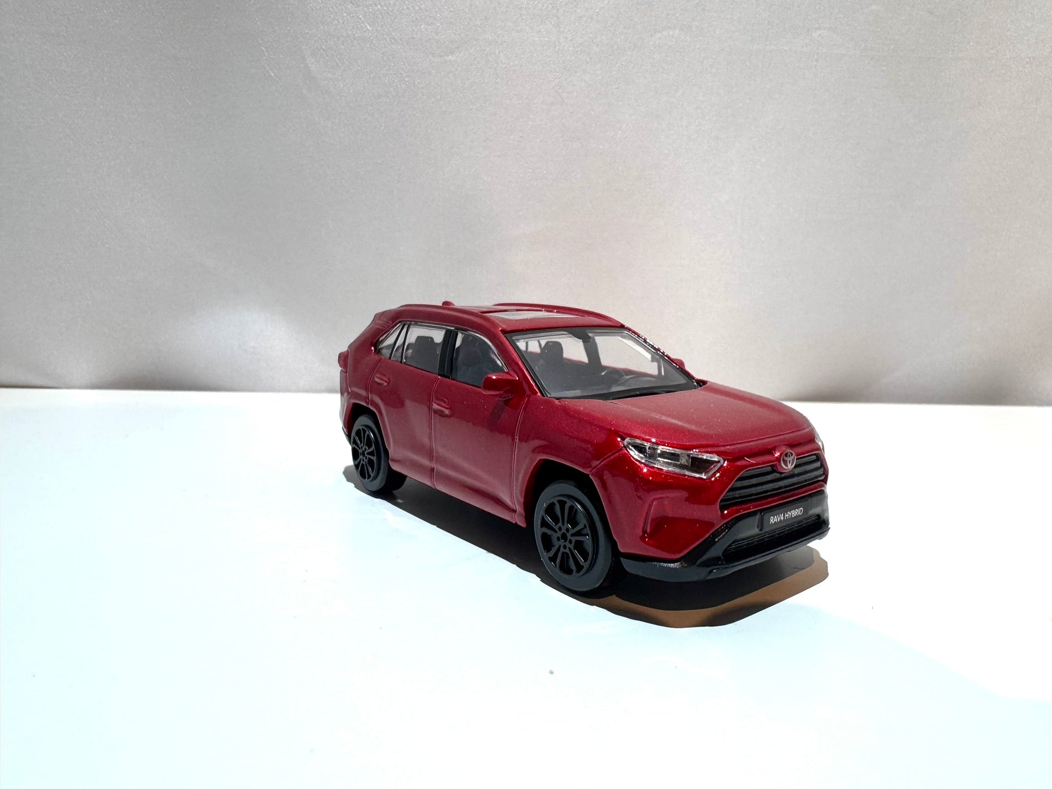 1:43 Bburago Toyota Rav4 2019-2025 Rot #208