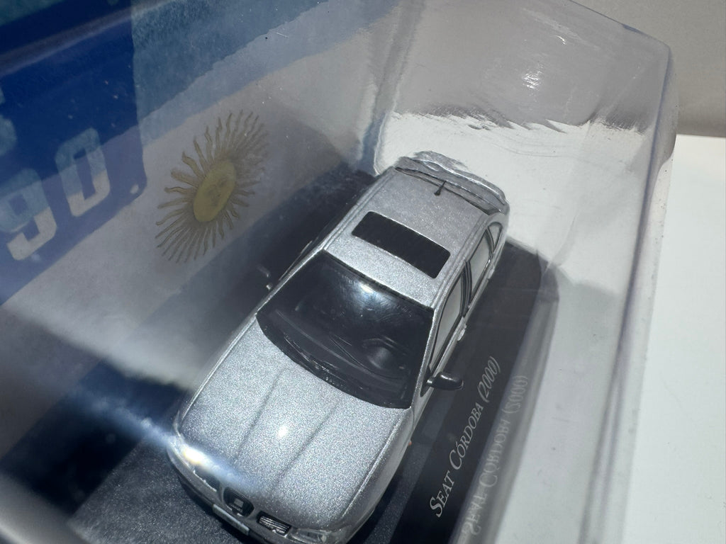 1:43 Seat Cordoba 2000 Silver NEW
