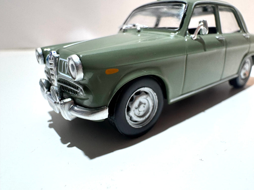 1:43 Alfa Romeo Giulietta Police Polizei 1954–1965 #215