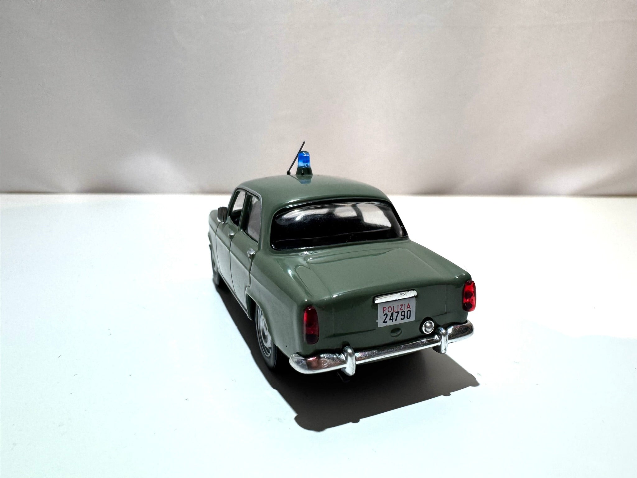 1:43 Alfa Romeo Giulietta Police Polizei 1954–1965 #215