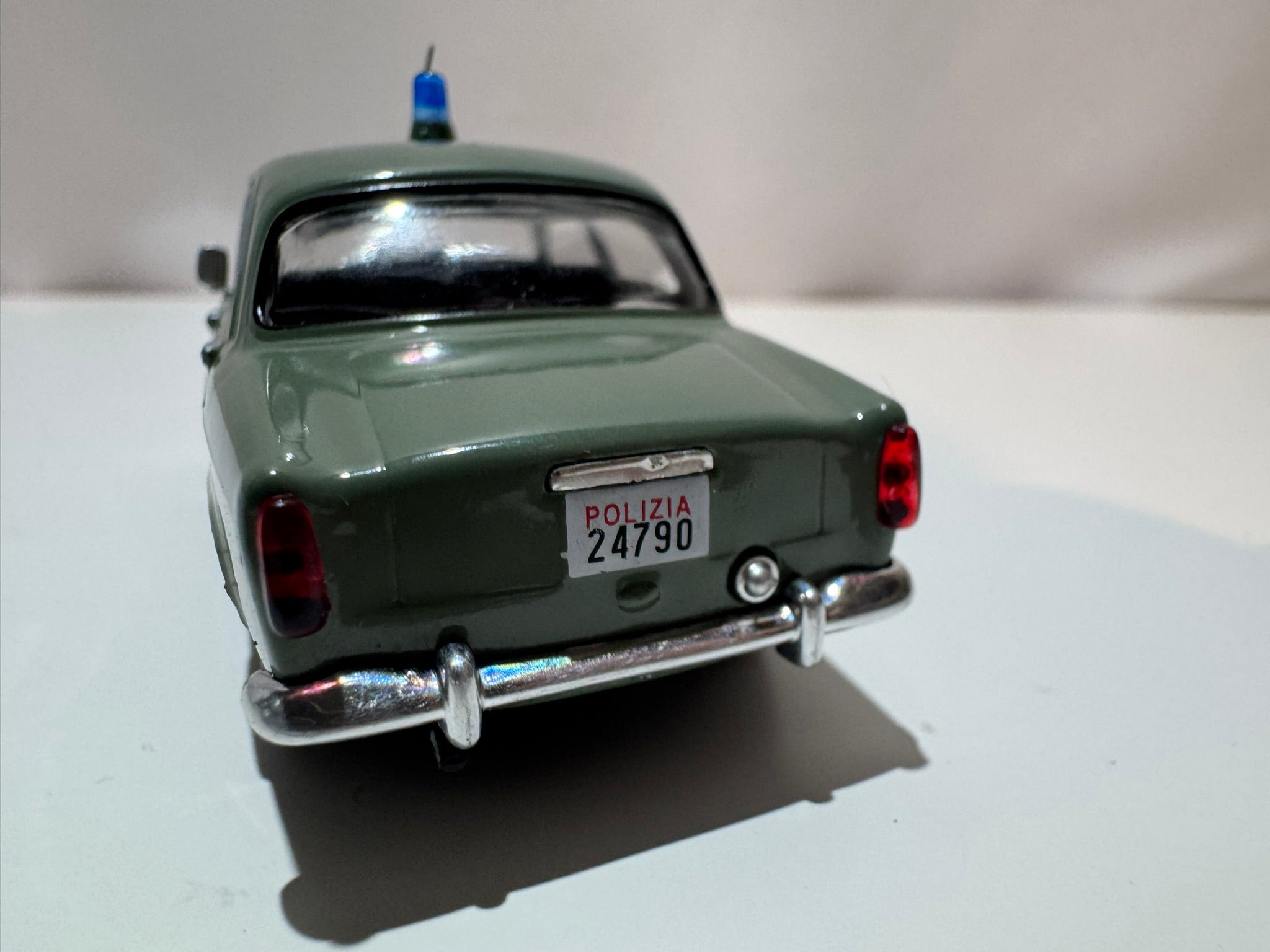 1:43 Alfa Romeo Giulietta Police Polizei 1954–1965 #215