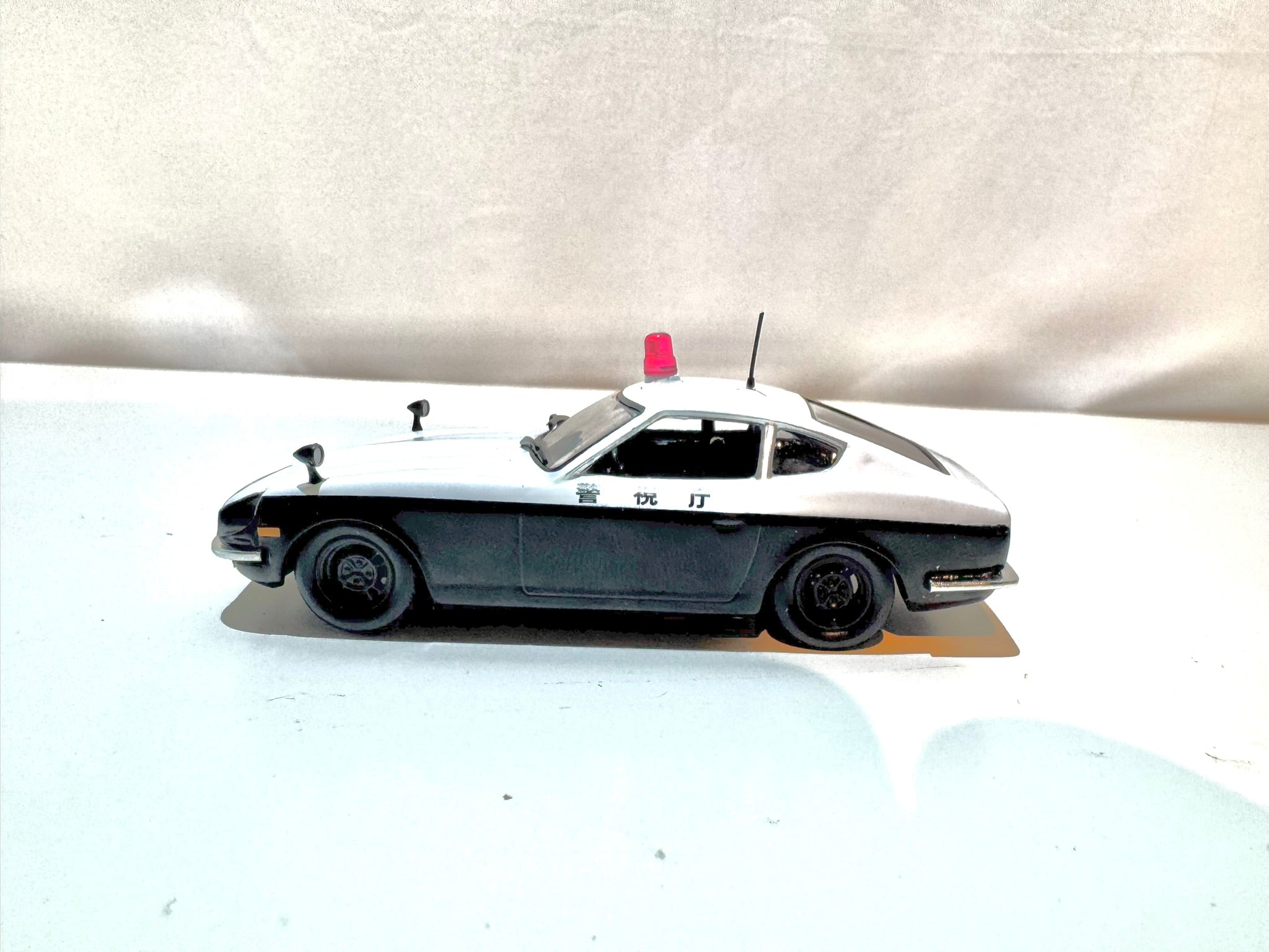 1:43 Datsun Fairlady 240Z Police Polizei #216
