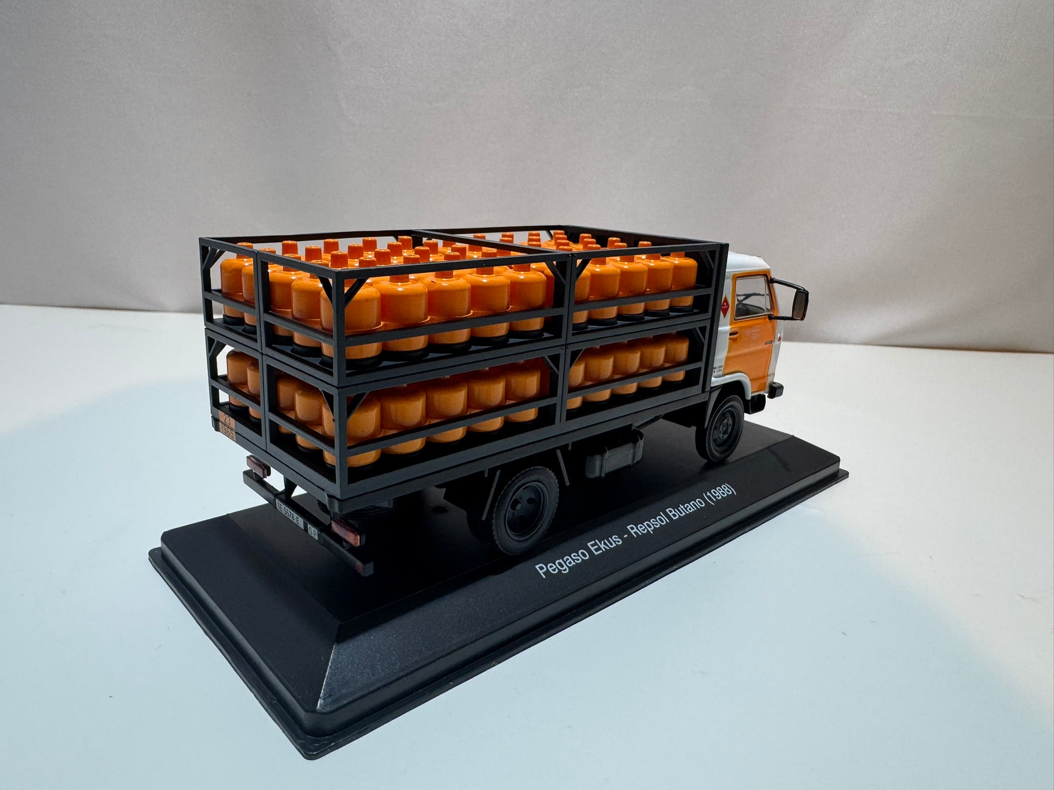 1:43 Pegaso Ekus( VW LT) 1988 Repsol Butano LKW #217