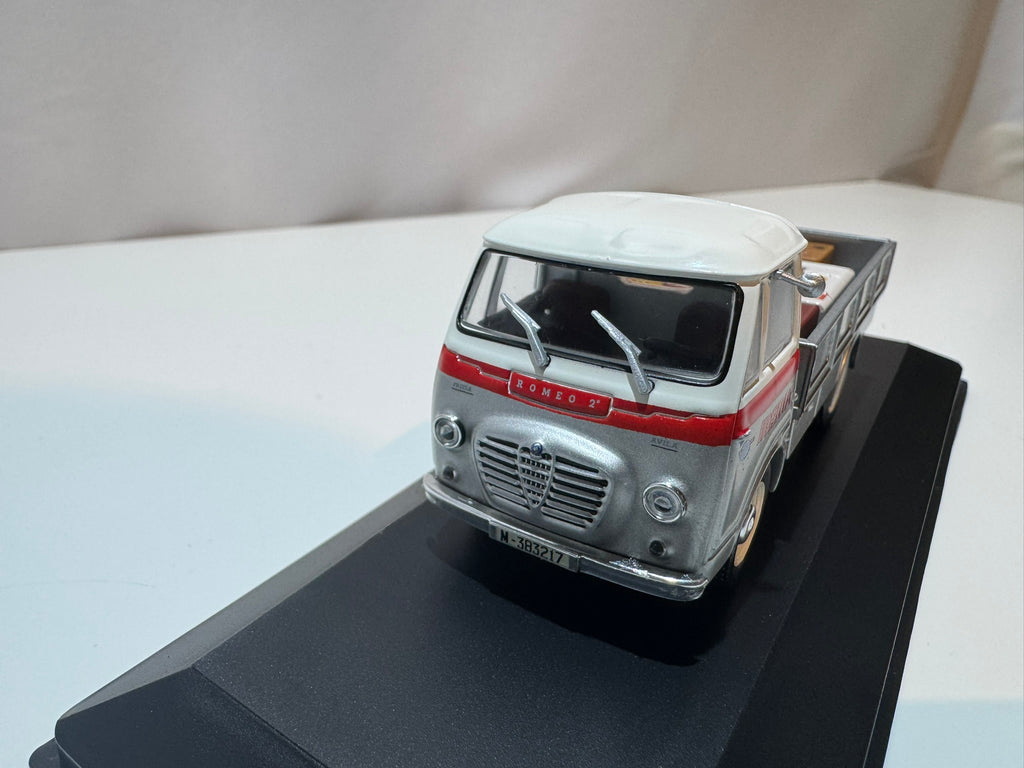 1:43 Fadisa Romeo 2- Iberia 1965 Kleintransporter #218