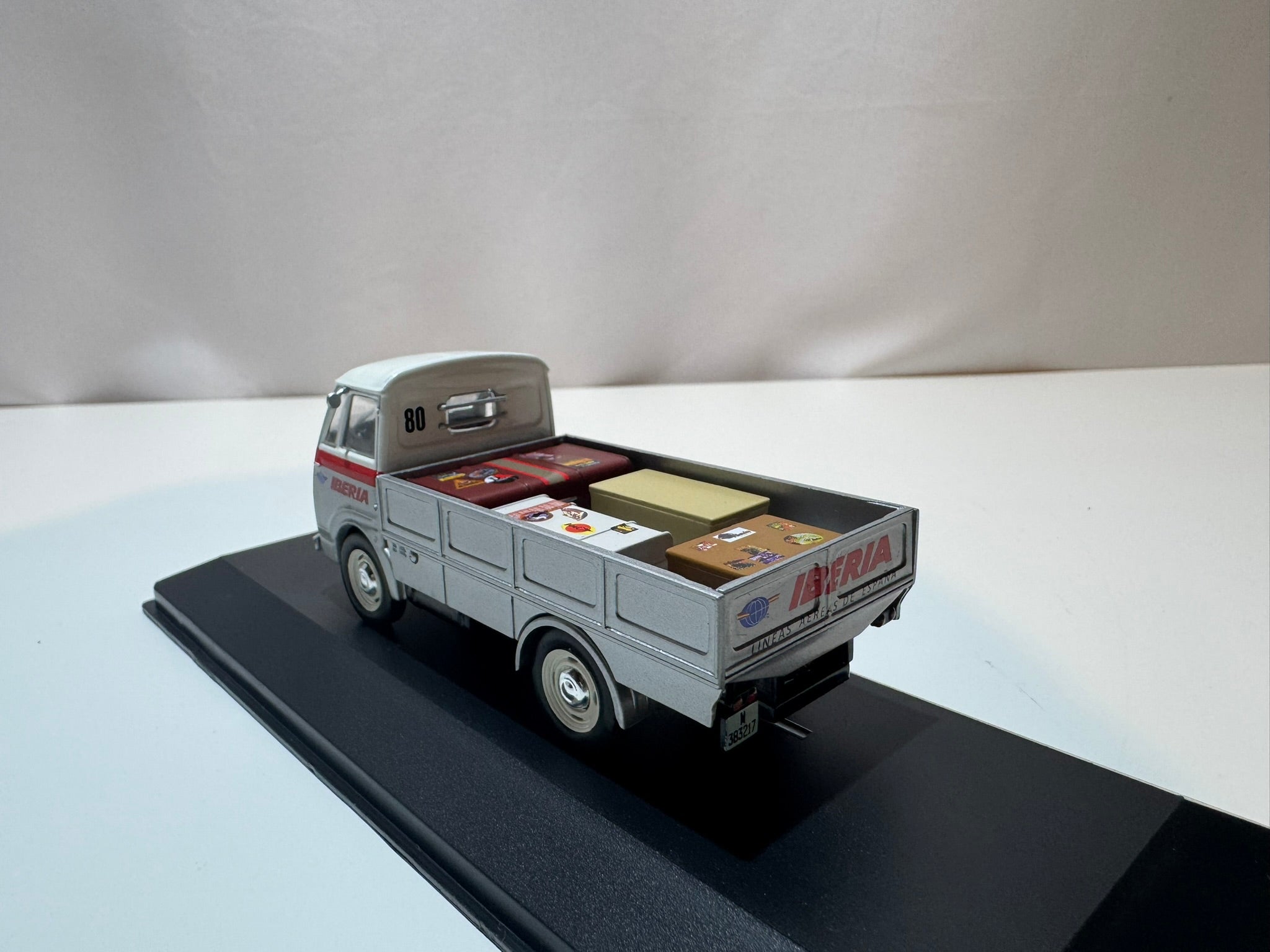 1:43 Fadisa Romeo 2- Iberia 1965 Kleintransporter #218