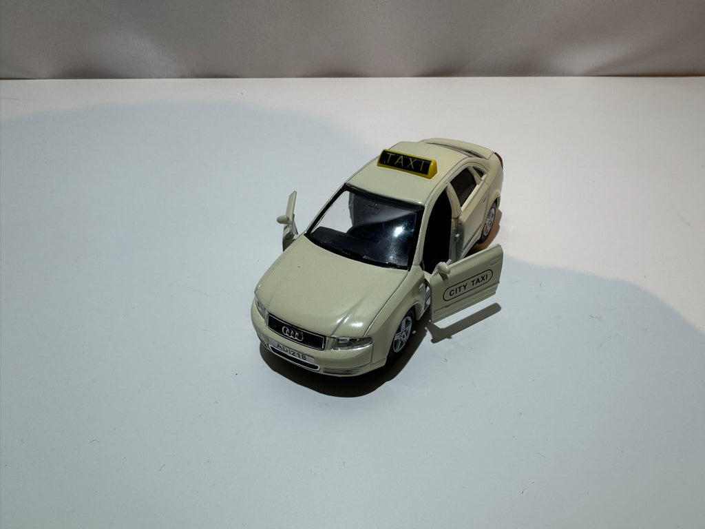 1:38 Welly Audi A4 B6 2000-2004 Berliner Taxi #224