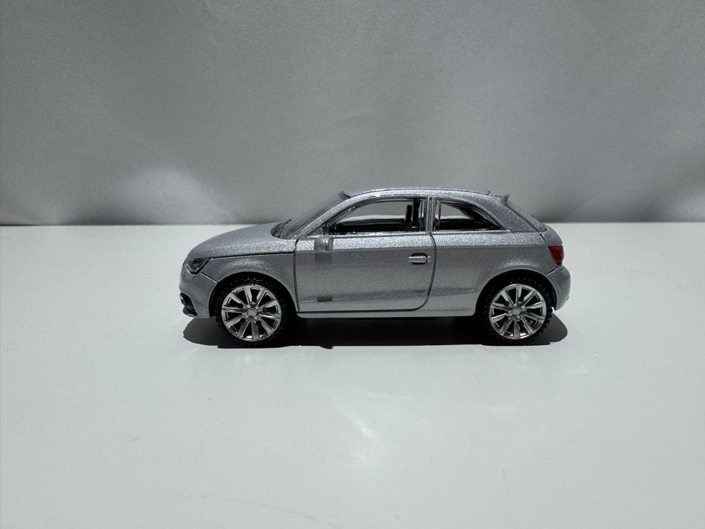 1:43 Audi A1 2010–2018 Silver NEW Rastar