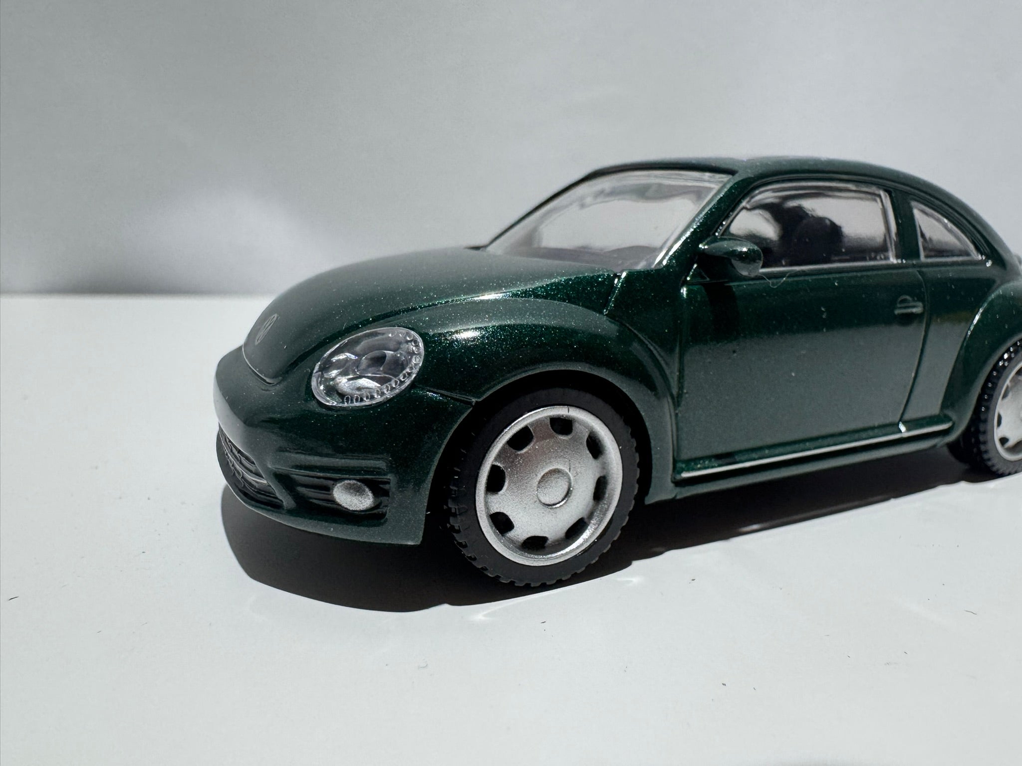 1:43 Rastar VW Volkswagen Beetle 2019 Grün #230