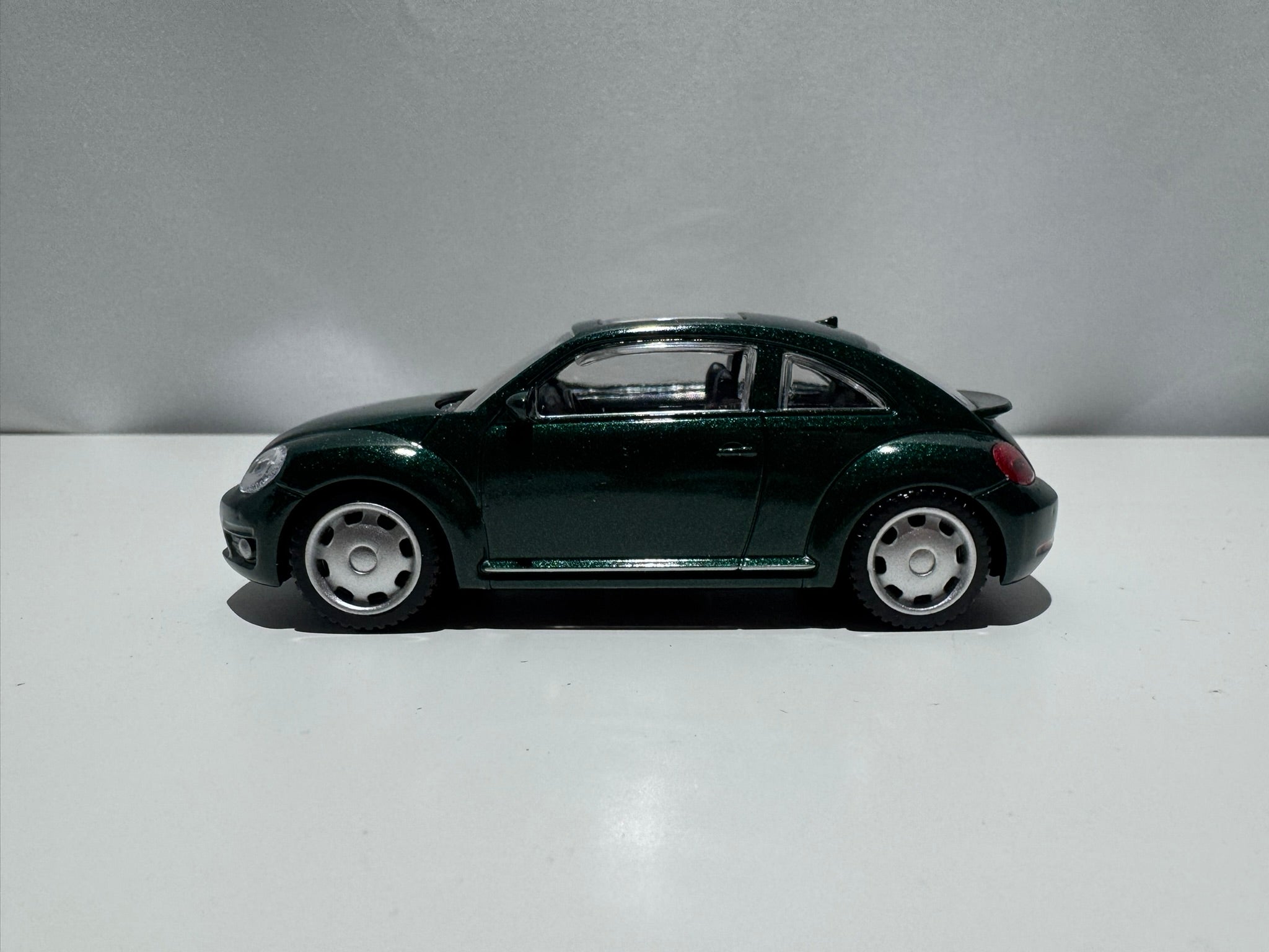 1:43 Rastar VW Volkswagen Beetle 2019 Grün #230