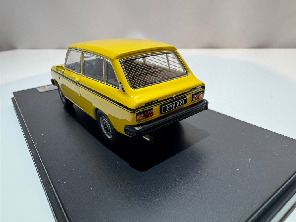 1:43 Premium X Volvo 66 Limited Edition Gelb OVP #206