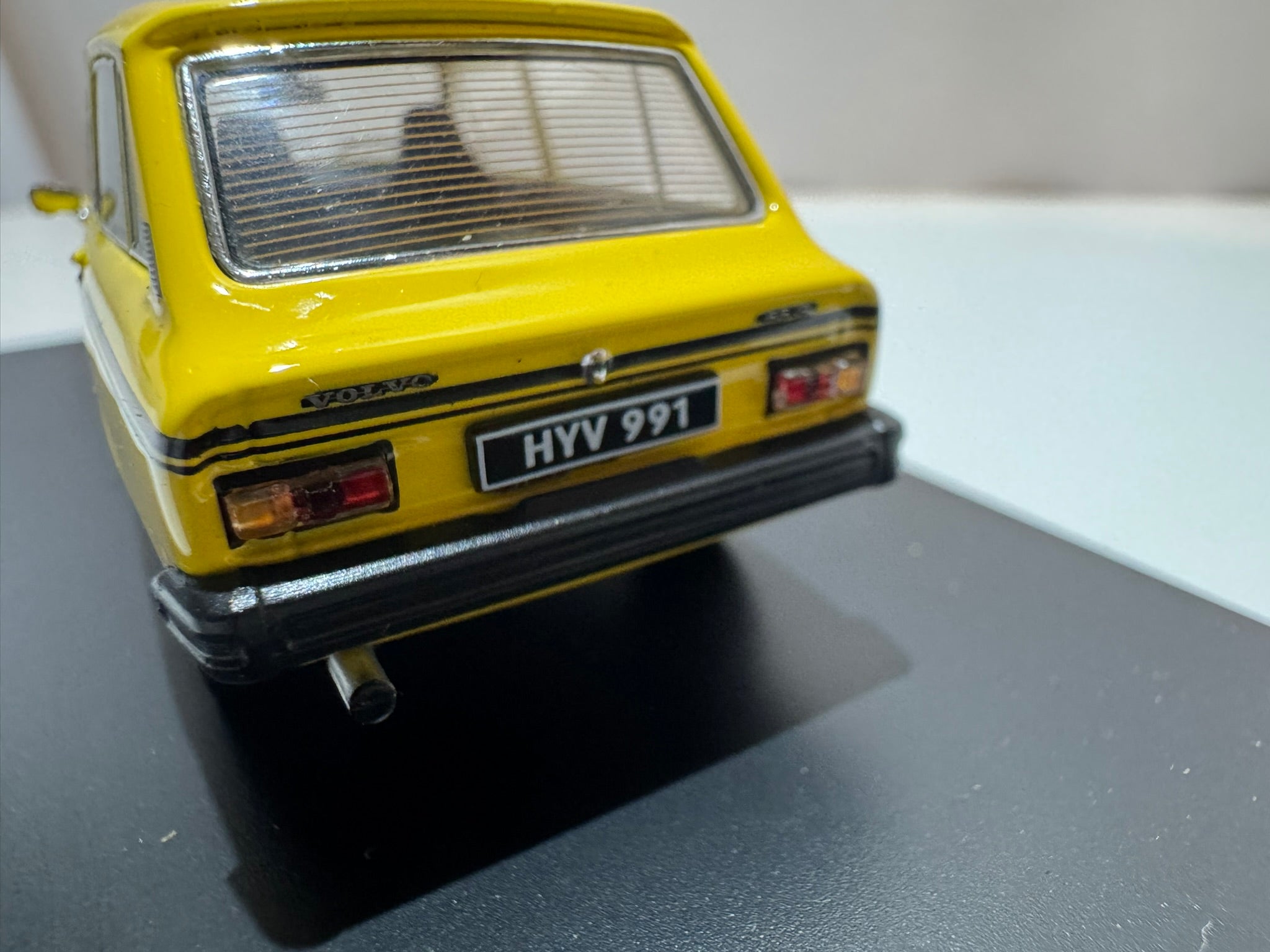 1:43 Premium X Volvo 66 Limited Edition Gelb OVP #206