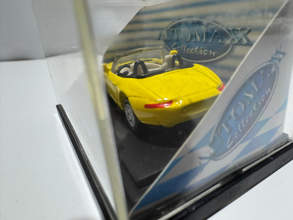 1:72 AutoMAXX BMW Z8 Gelb #233