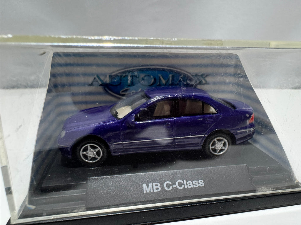 1:72 AutoMAXX Mercedes-Benz C-Class W203 Lila #235