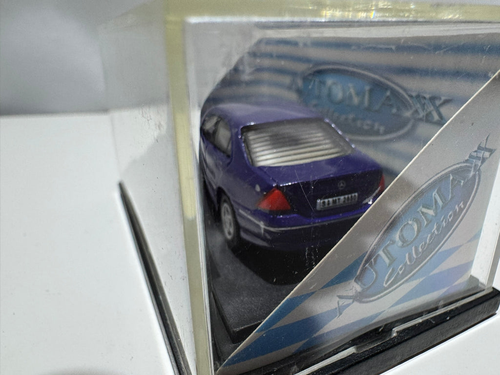 1:72 AutoMAXX Mercedes-Benz C-Class W203 Lila #235