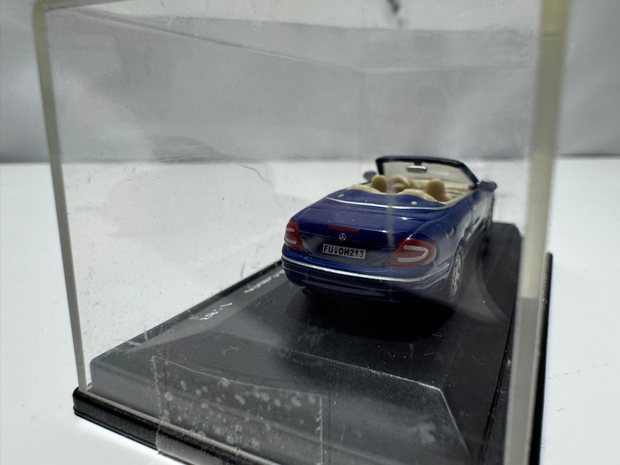 1:87 Schuco Mercedes-Benz CLK Cabrio C209 Blau #237