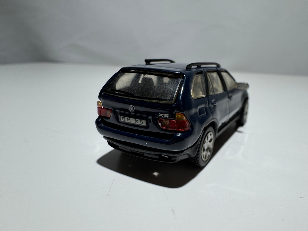 1:72 Hongwell BMW X5 E53 Blau #303